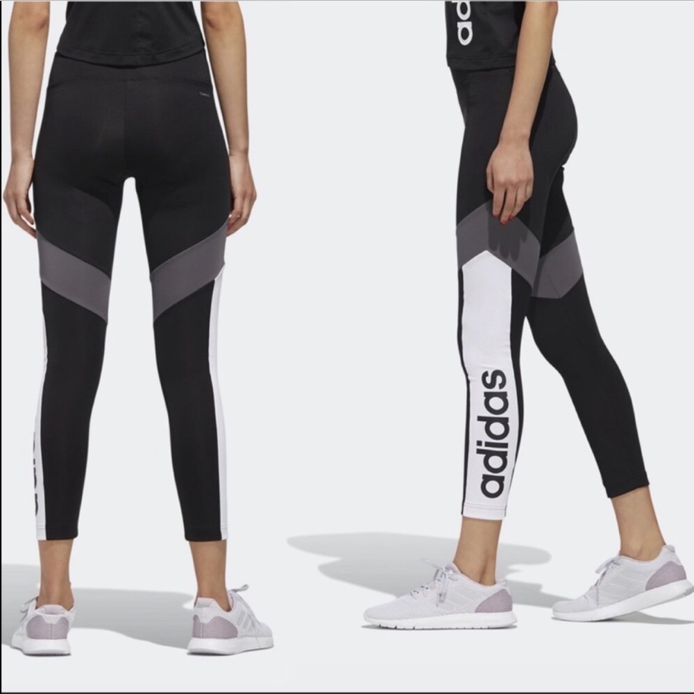 NEW Adidas Designed to Move 7/8 Tights in Black and White size Small